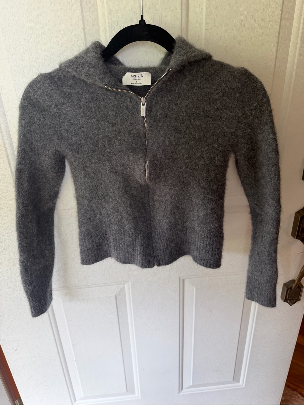 Aritzia Cashmere charcoal Gray Hooded Full Zip Sweater Cardigan Size S